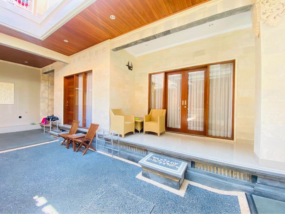 Villa image 1