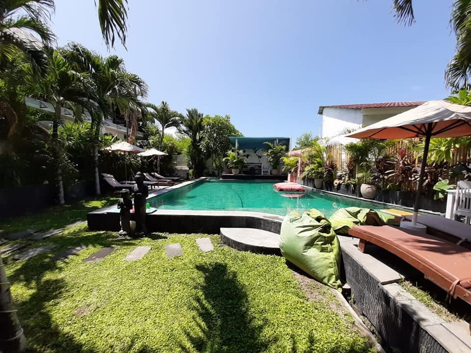 Villa image 1
