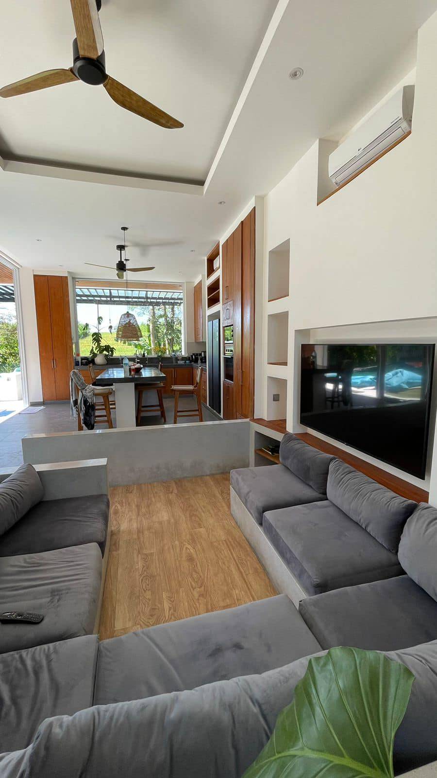 Villa image 3