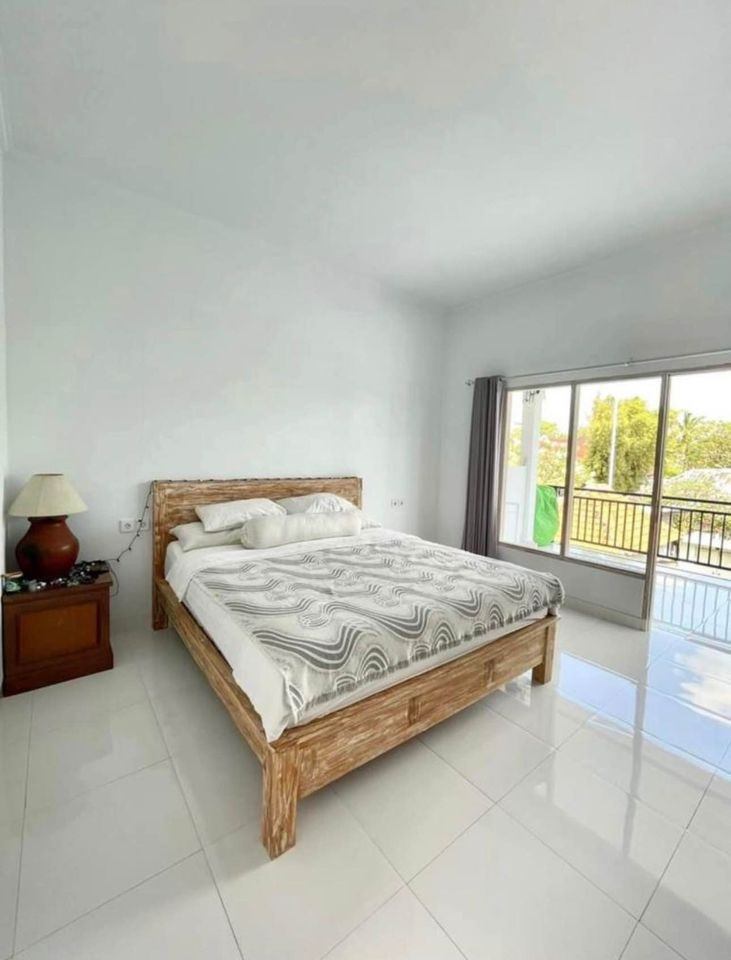 ROOM FOR RENT IN UMALAS  