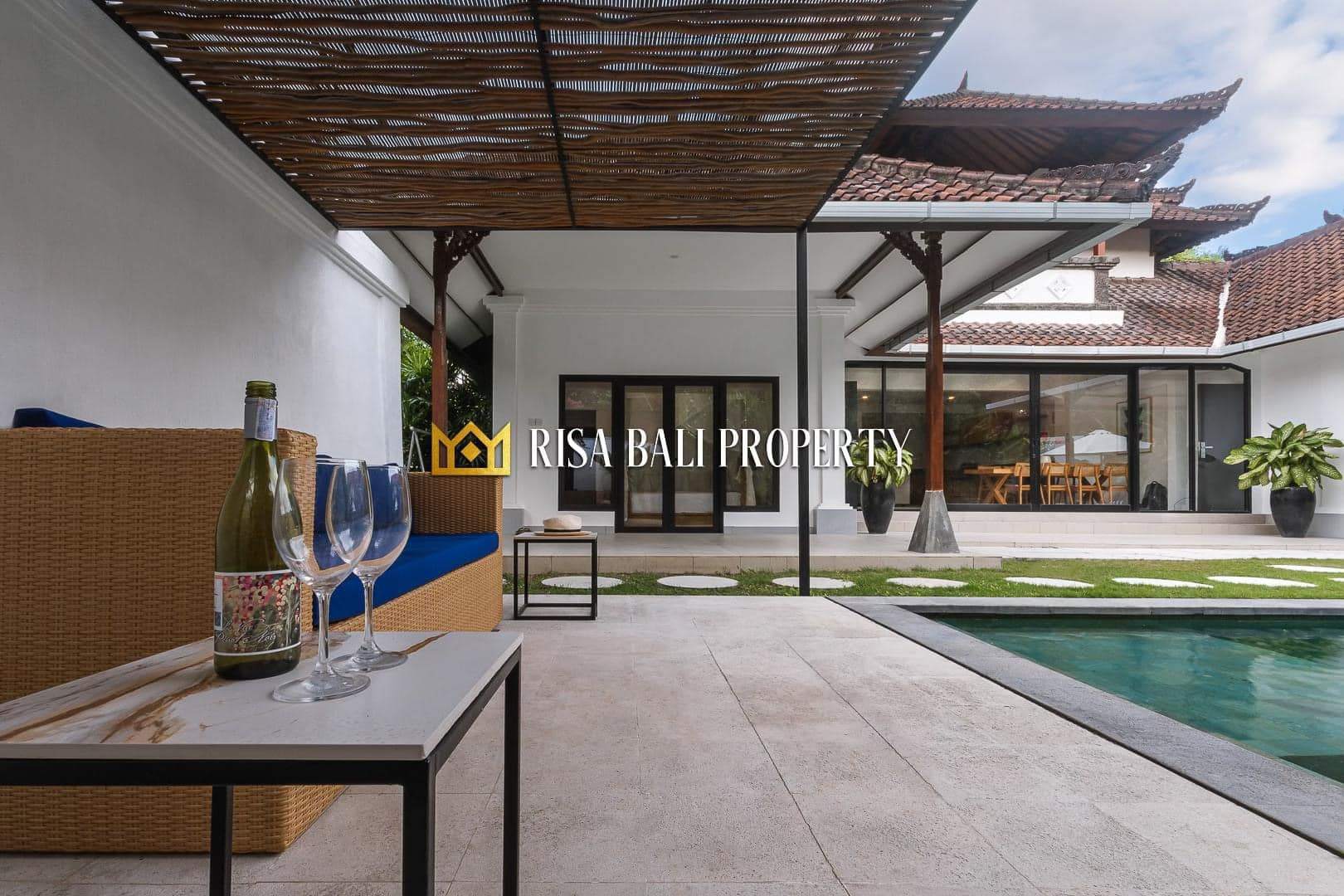 Villa image 2