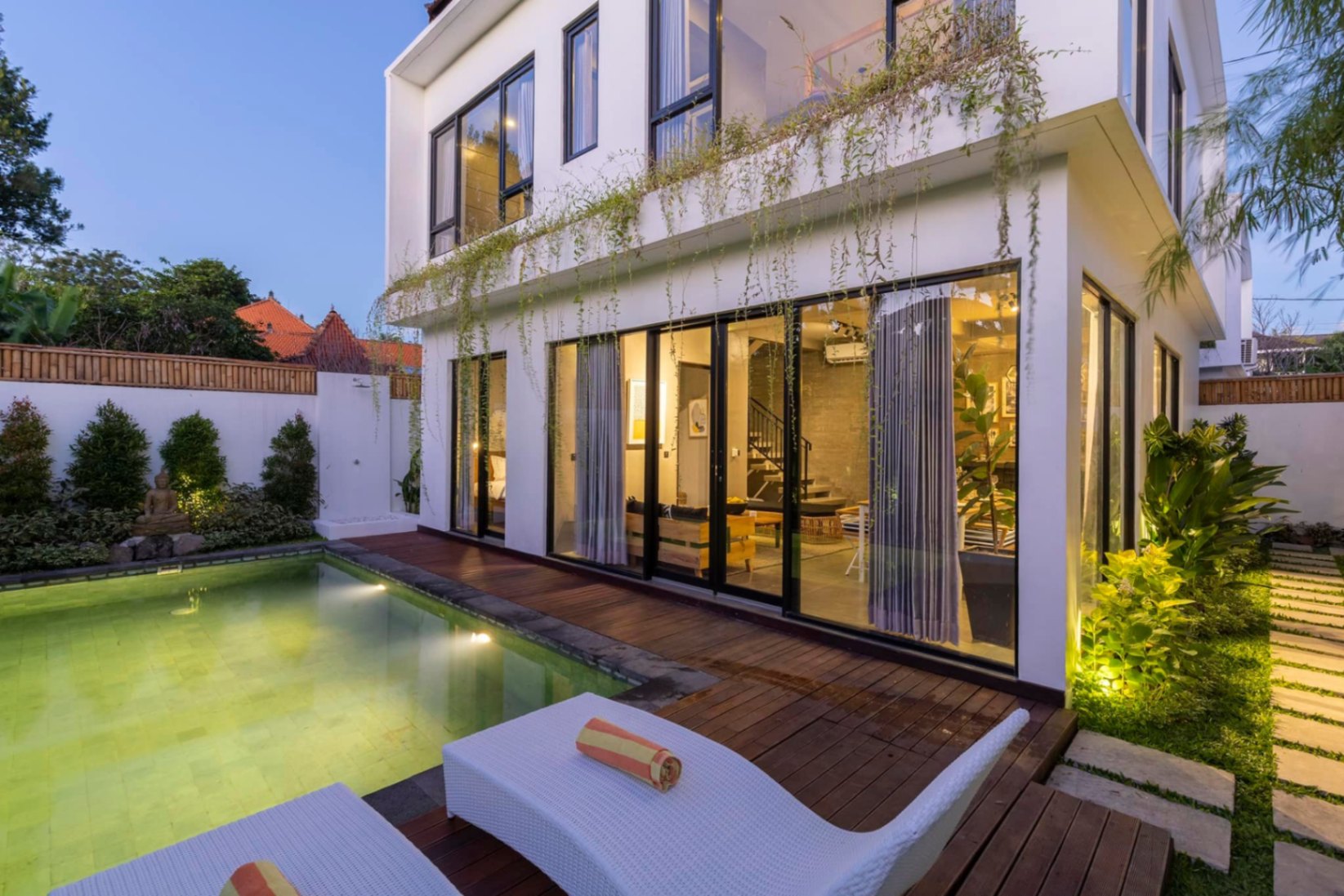 Villa image 1
