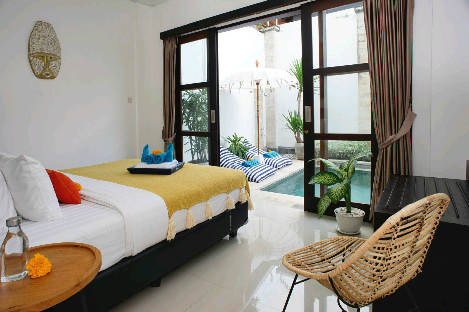 Villa image 1