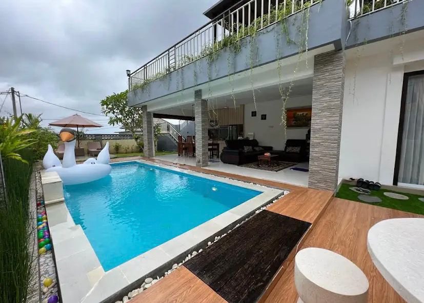 Villa image 1