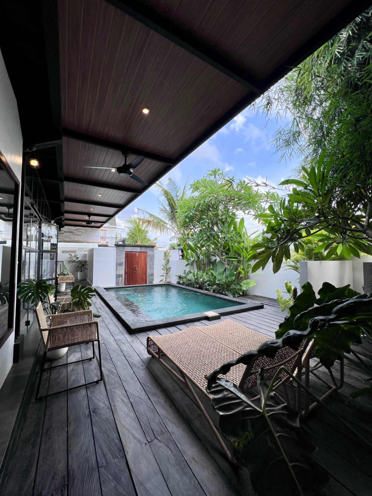 Villa image 1