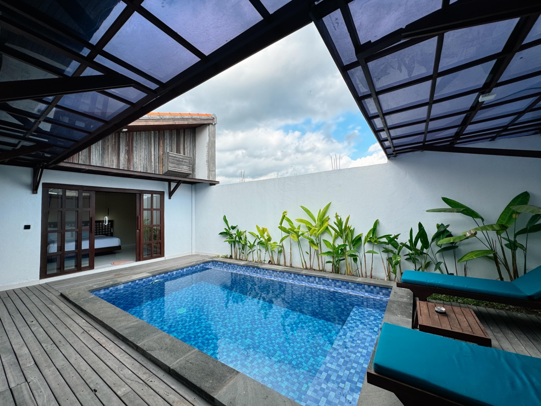 Villa image 1