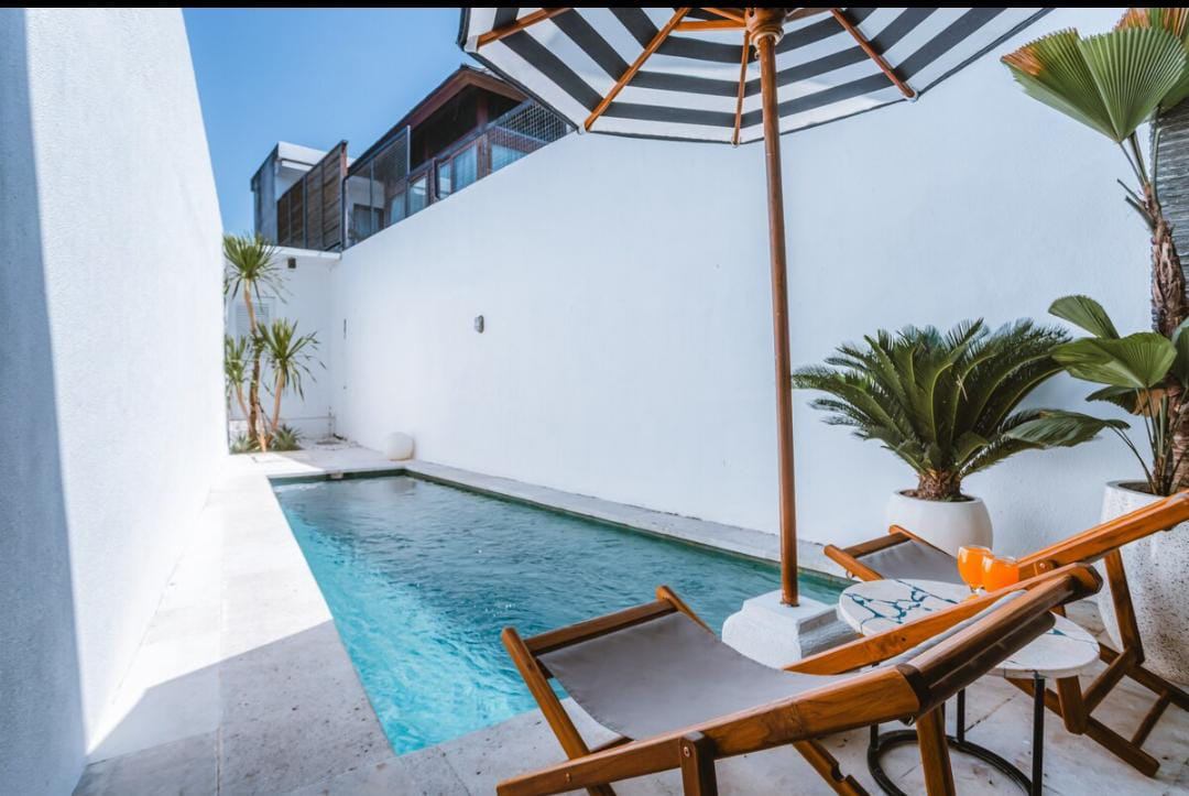 Villa image 1