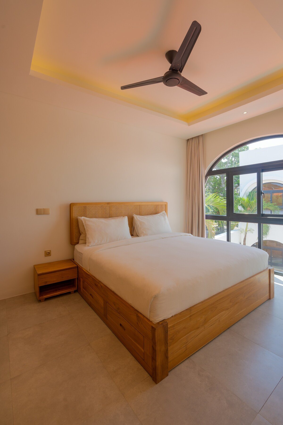 Villa image 2