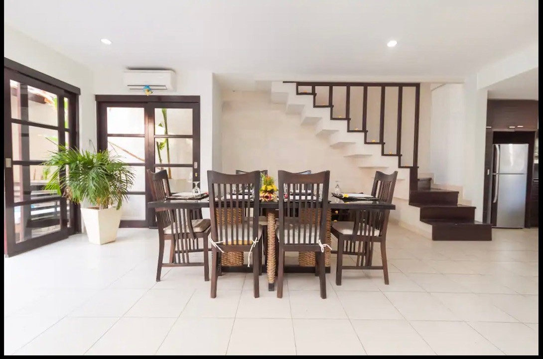 Villa image 2