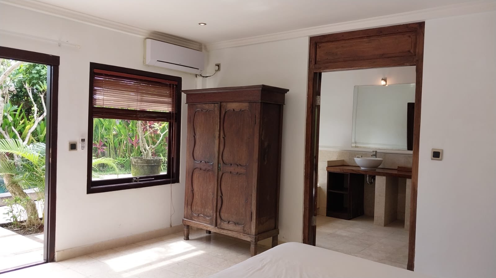 Villa image 5