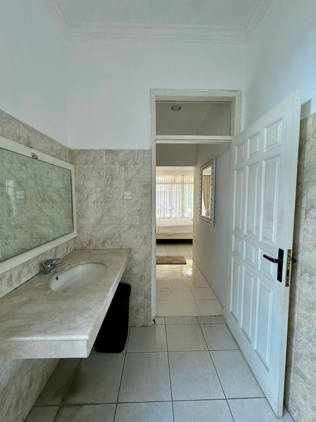 Villa image 3