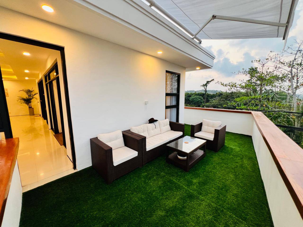 Villa image 1