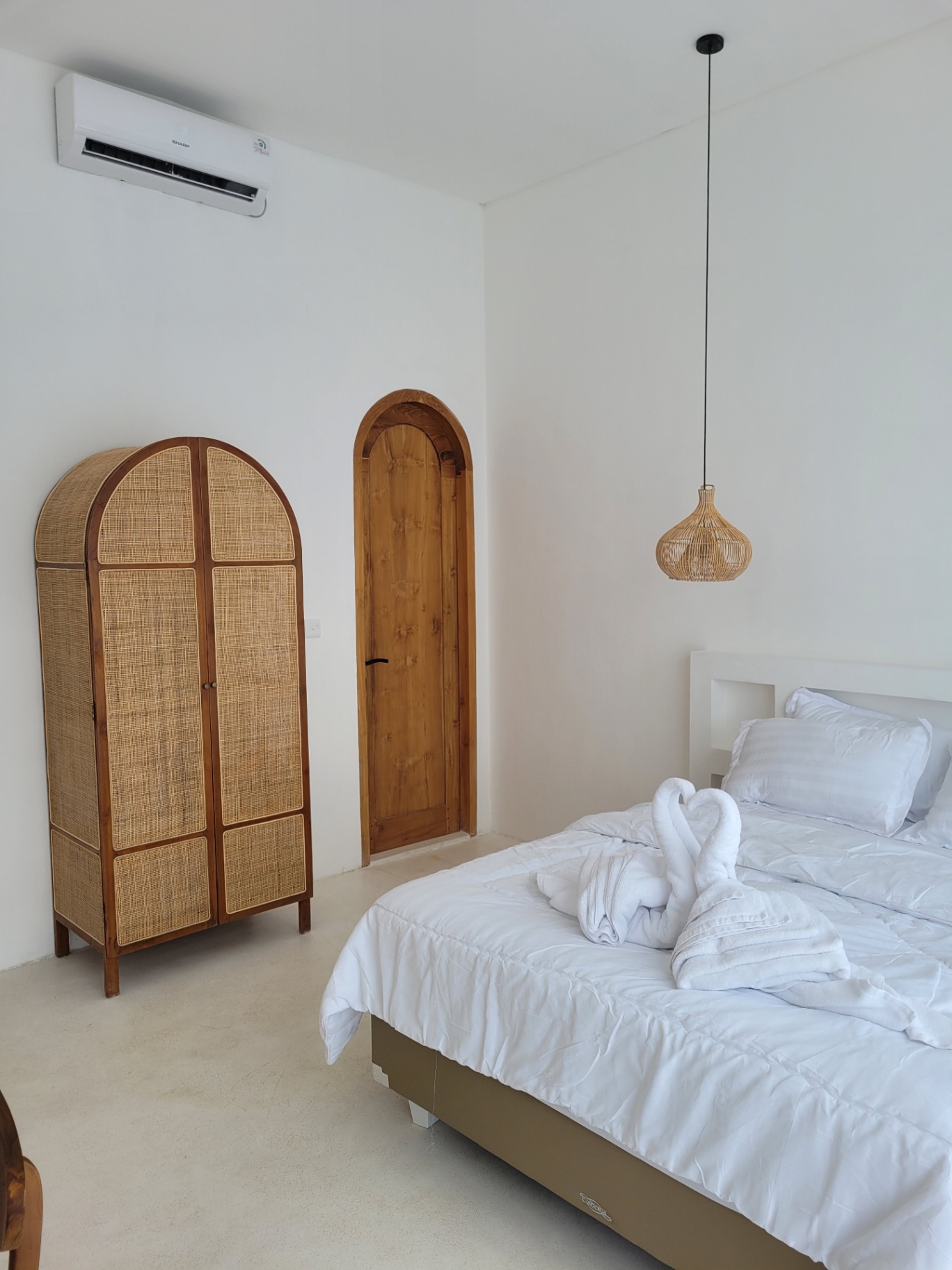 Villa image 1