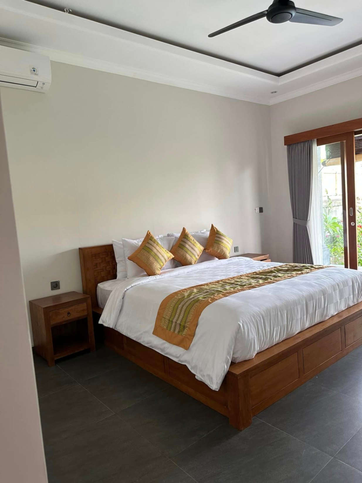 Villa image 2