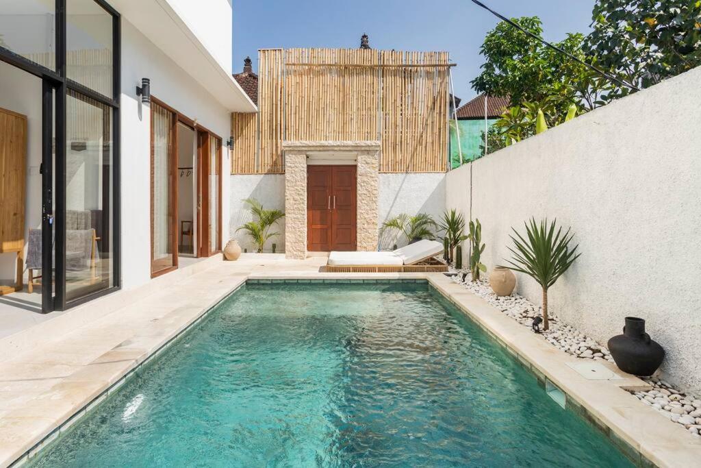 Villa image 2