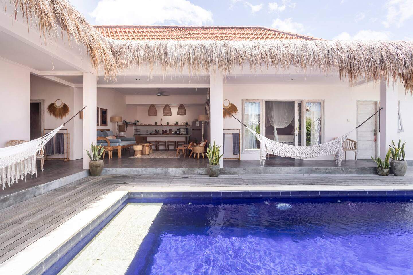 Villa image 1