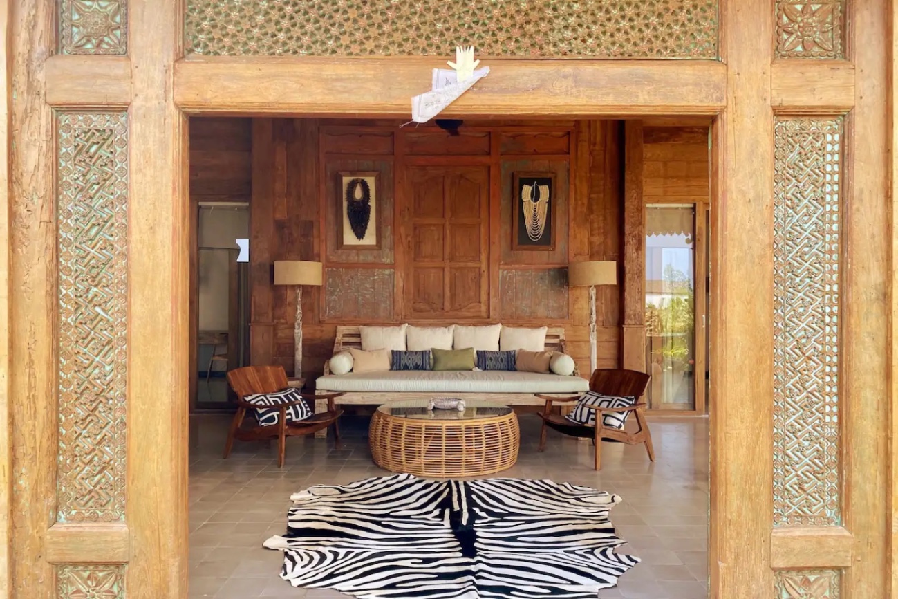 Villa image 1