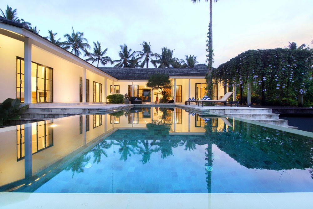 Villa image 1