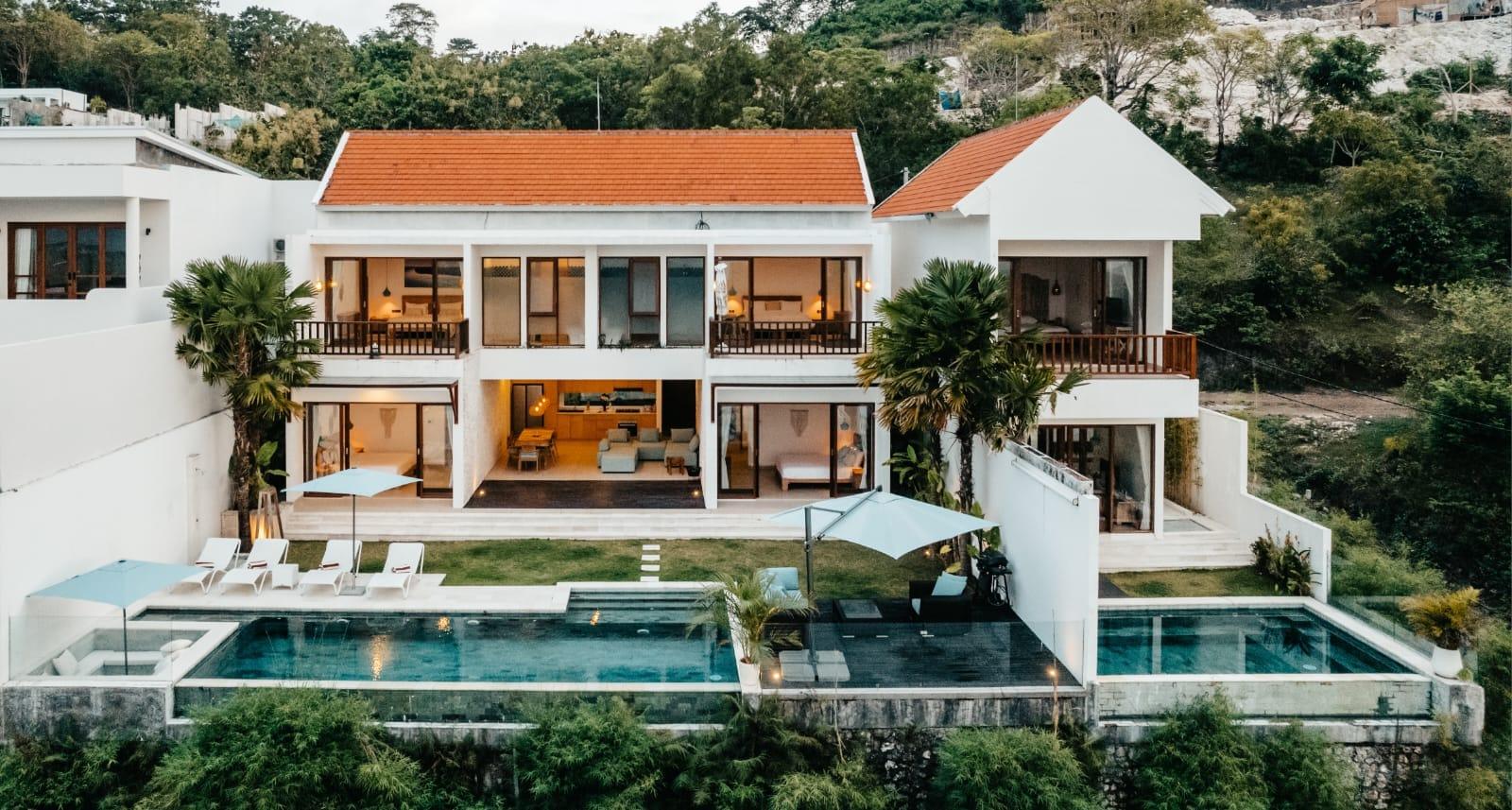 Villa image 1