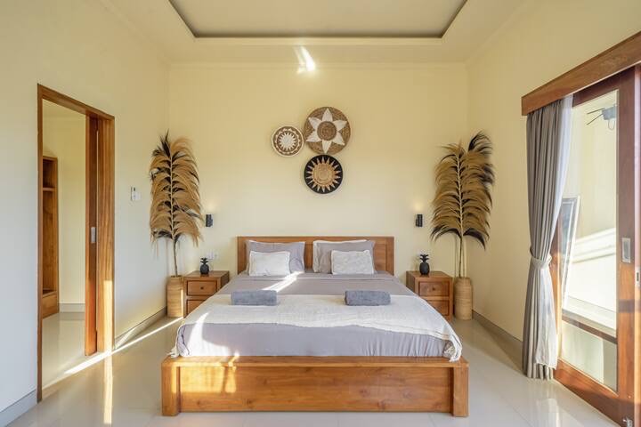 Villa image 1