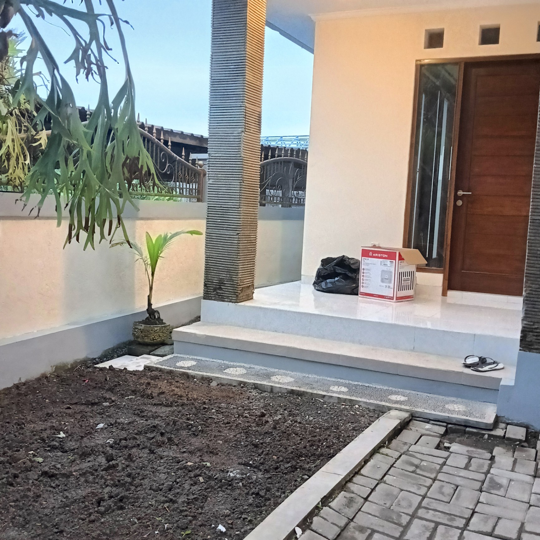 Villa image 1