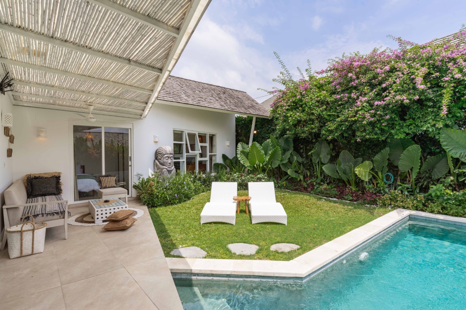 Villa image 1