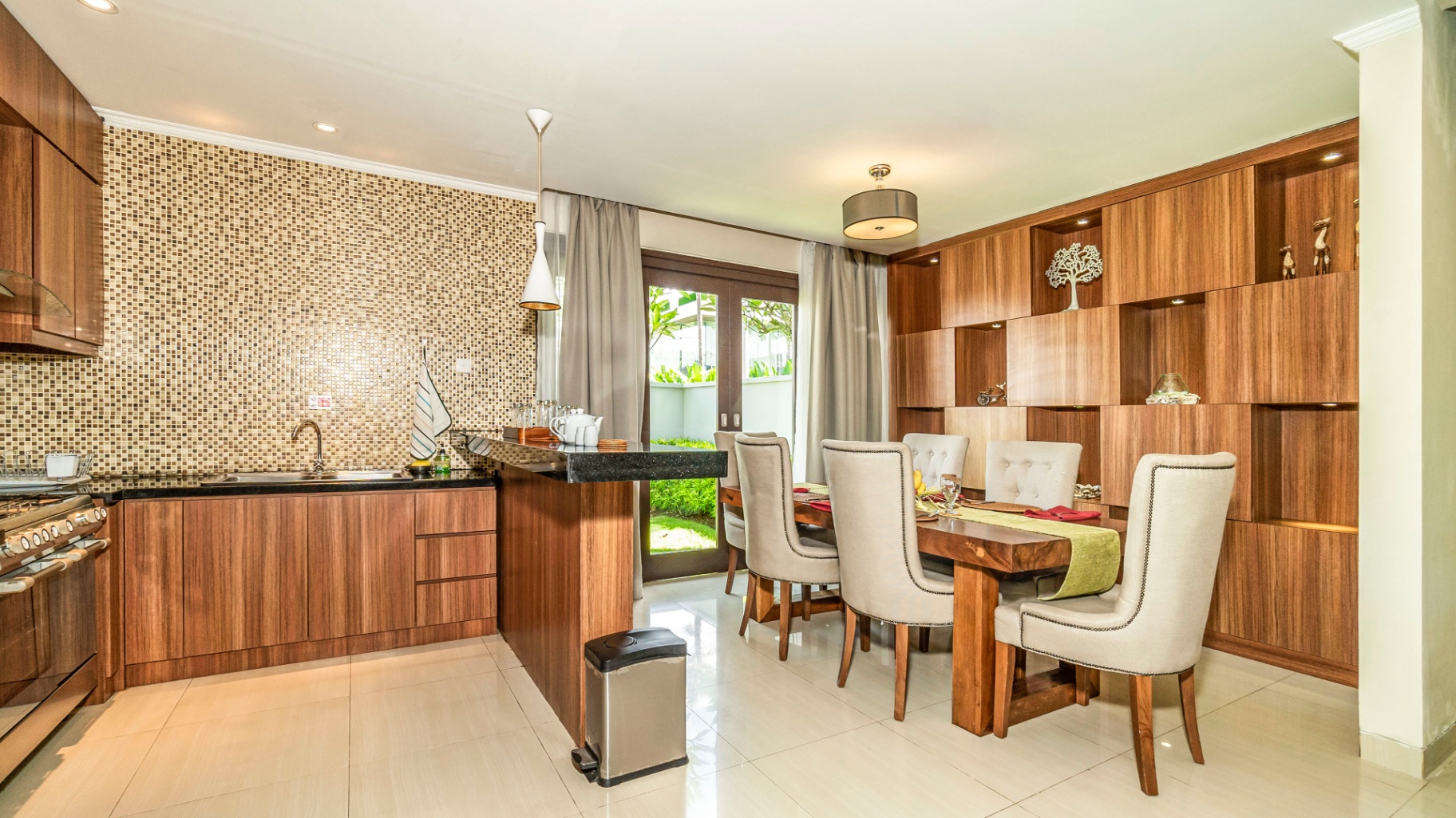 Villa image 3