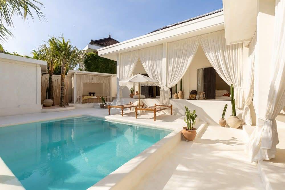 Villa image 1