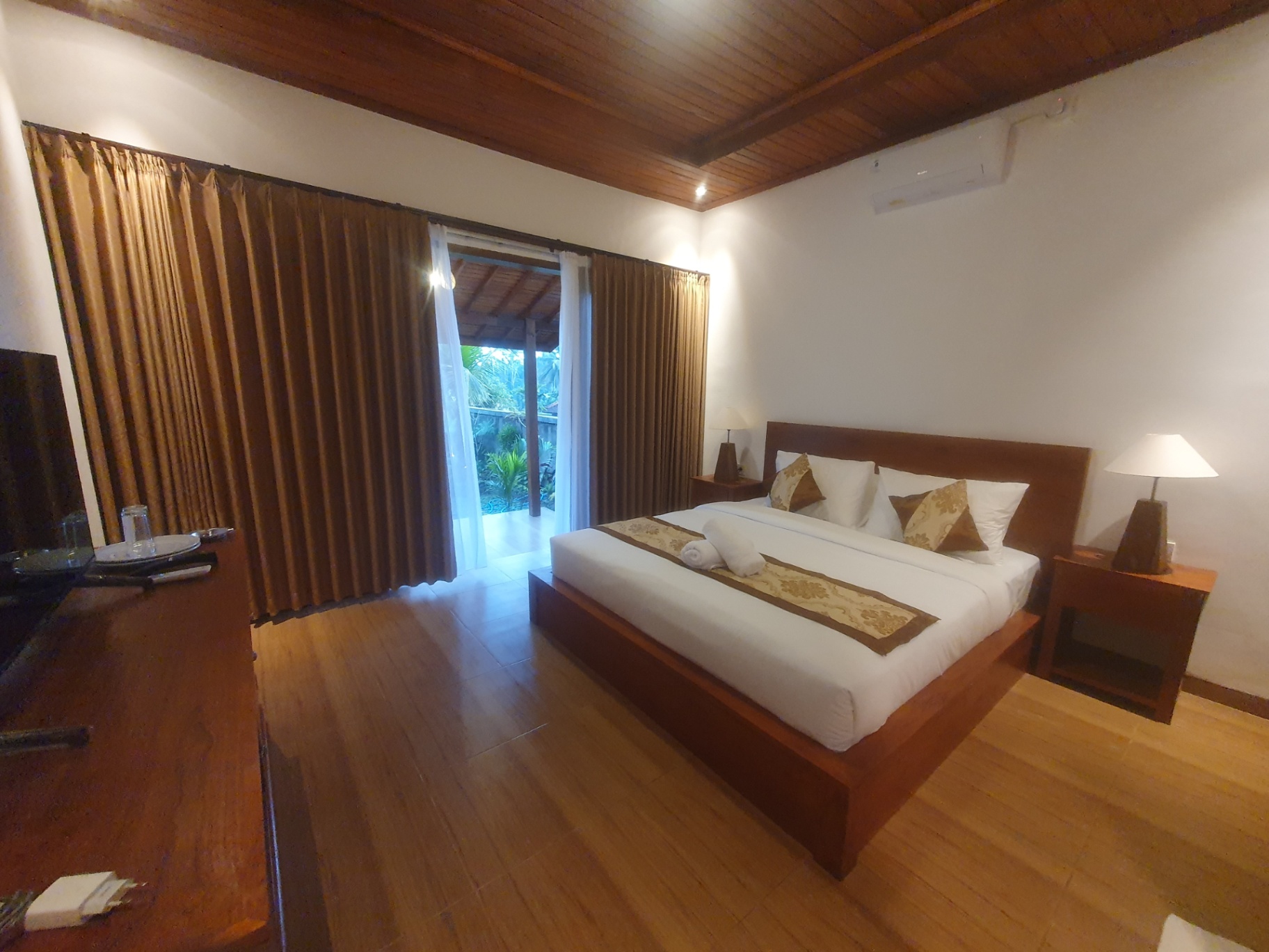 Villa image 2