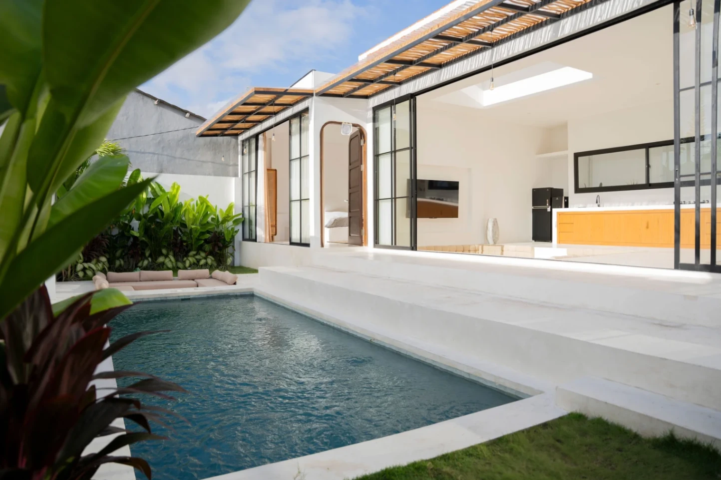 Villa image 1