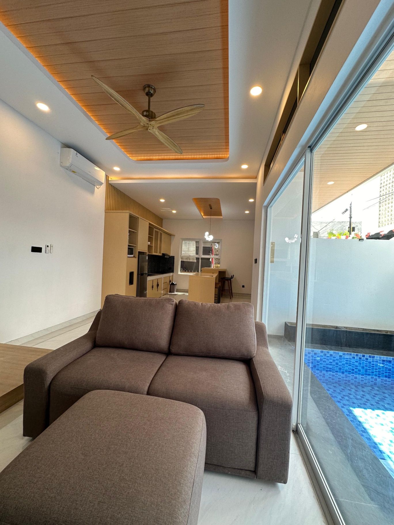 Villa image 1