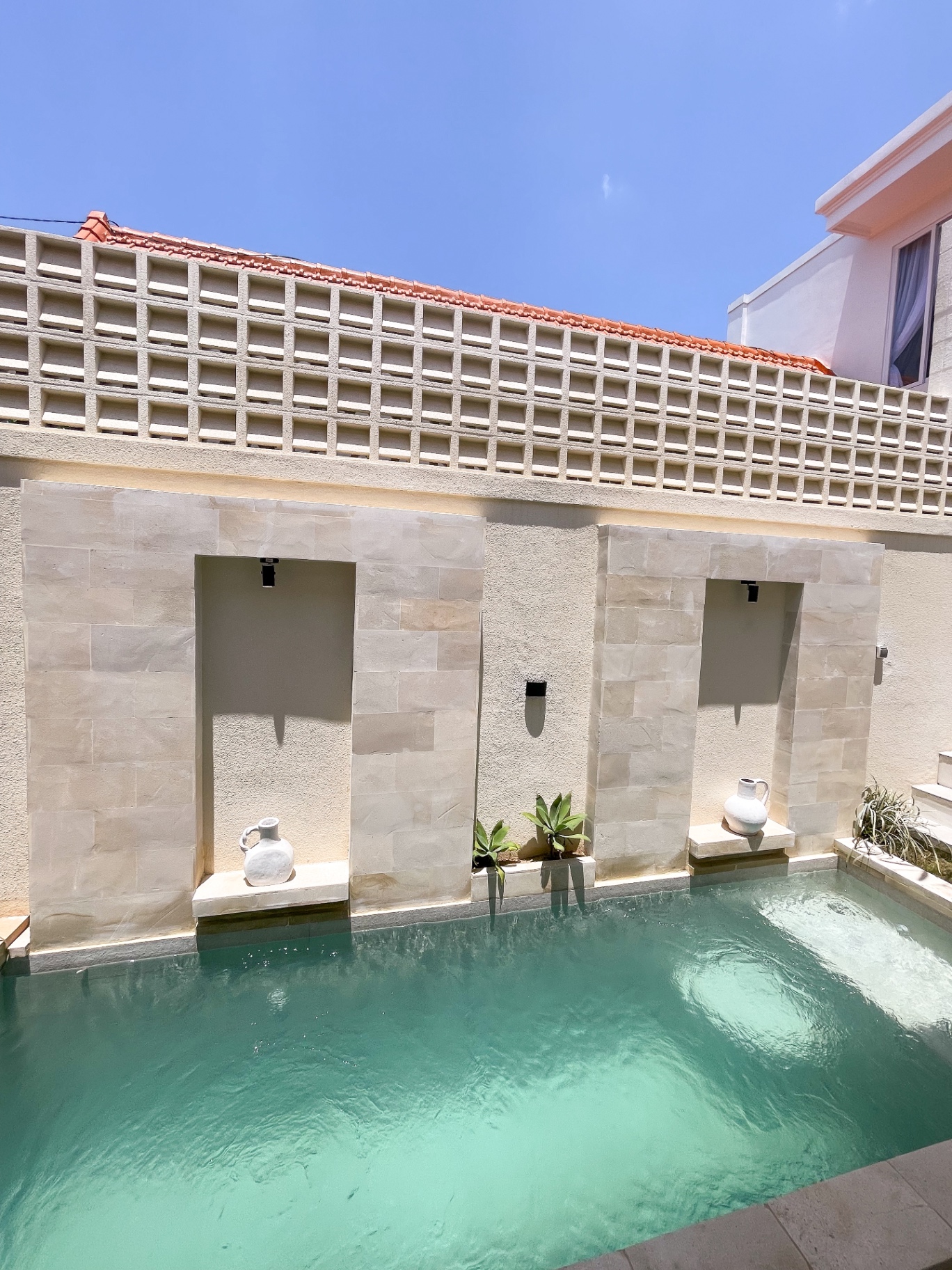 Villa image 3