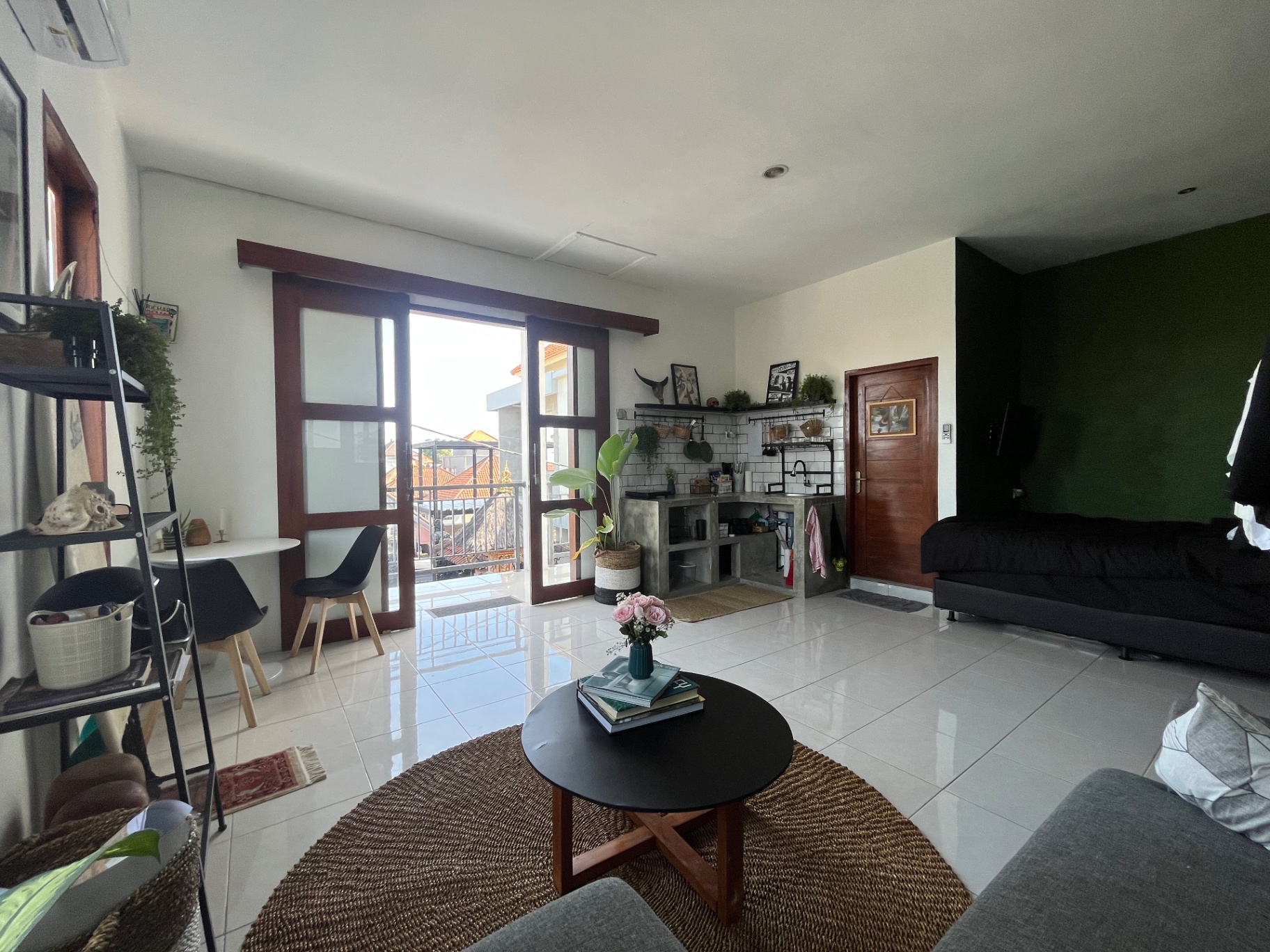 Villa image 1