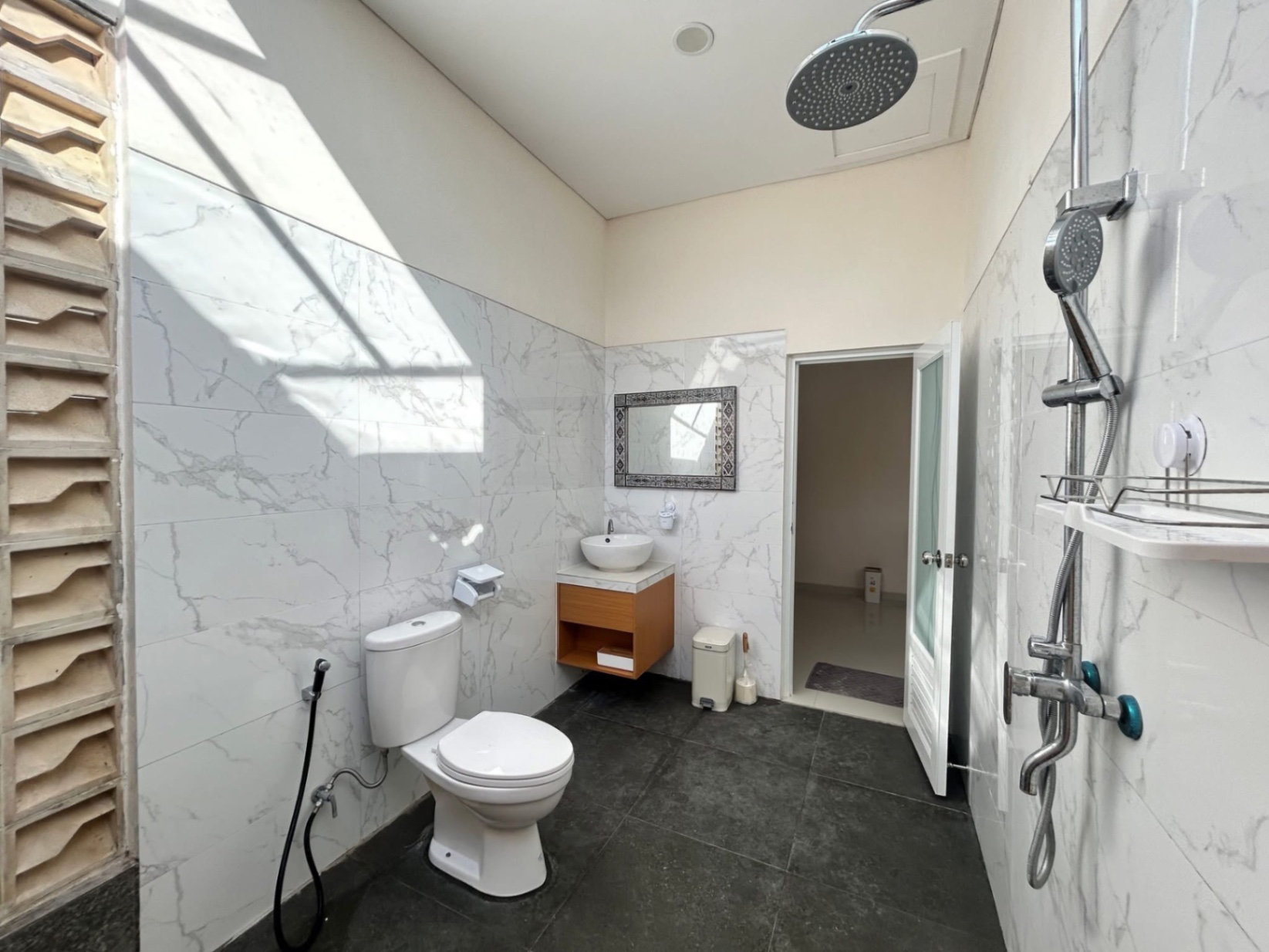 Villa image 3