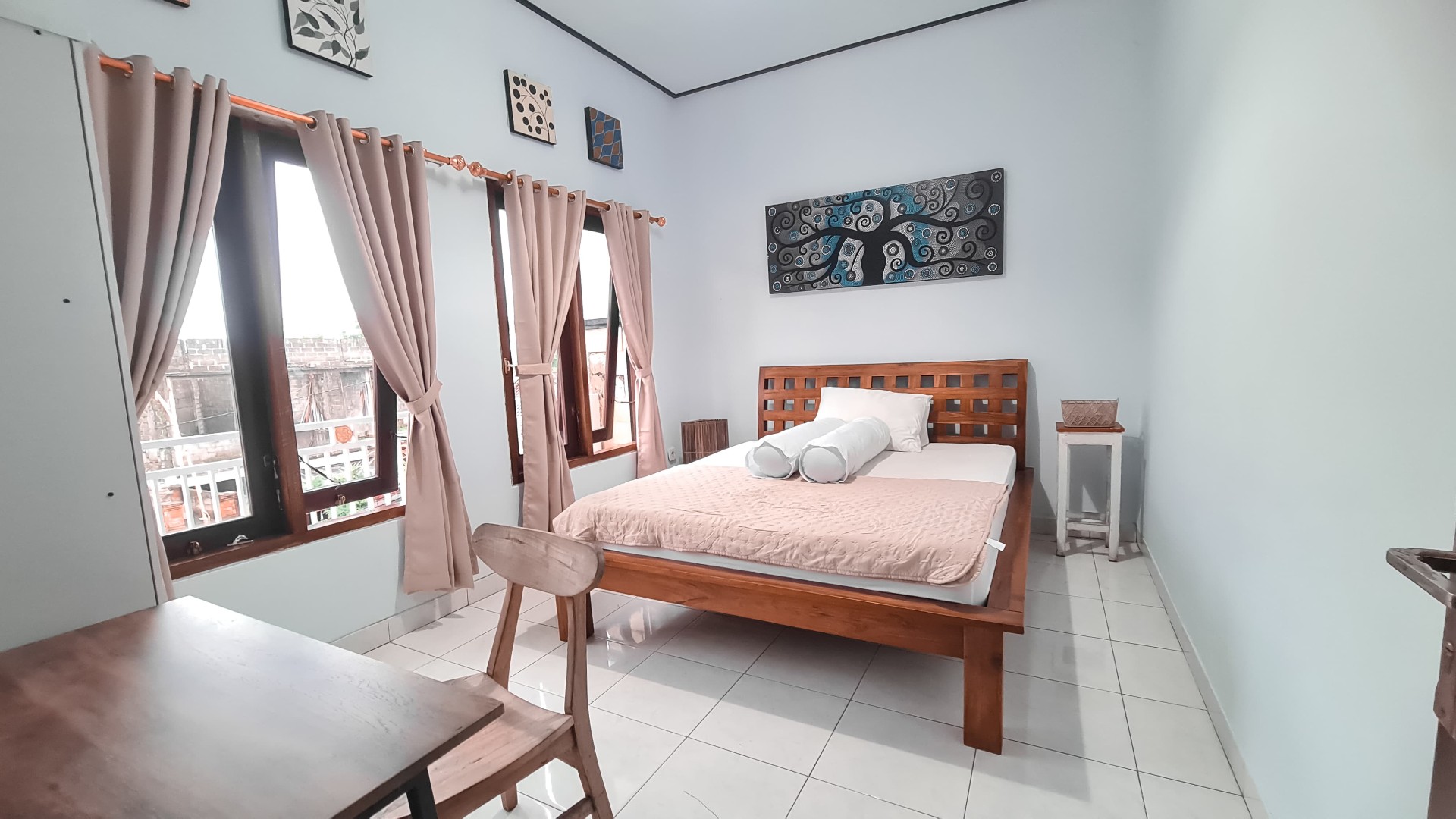 Villa image 1