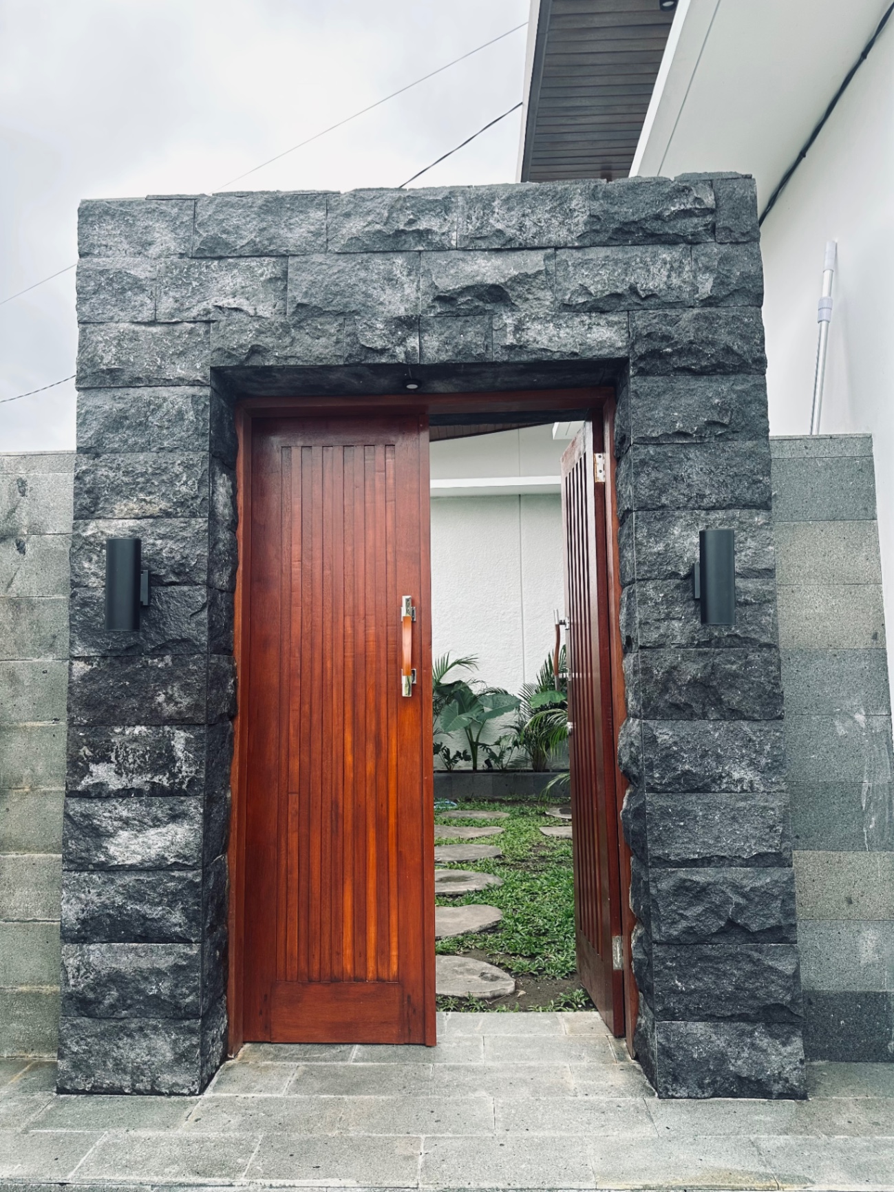 Villa image 1