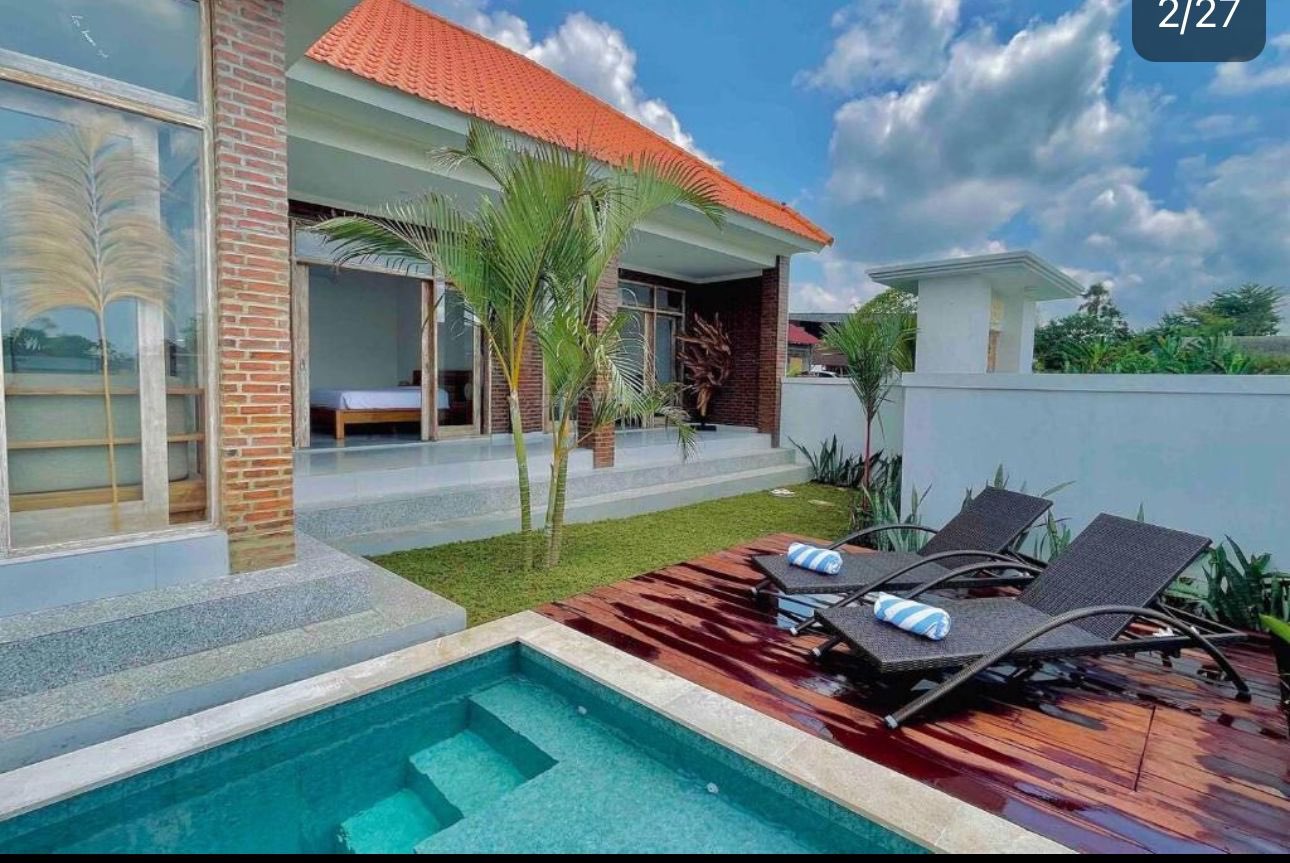Villa image 1