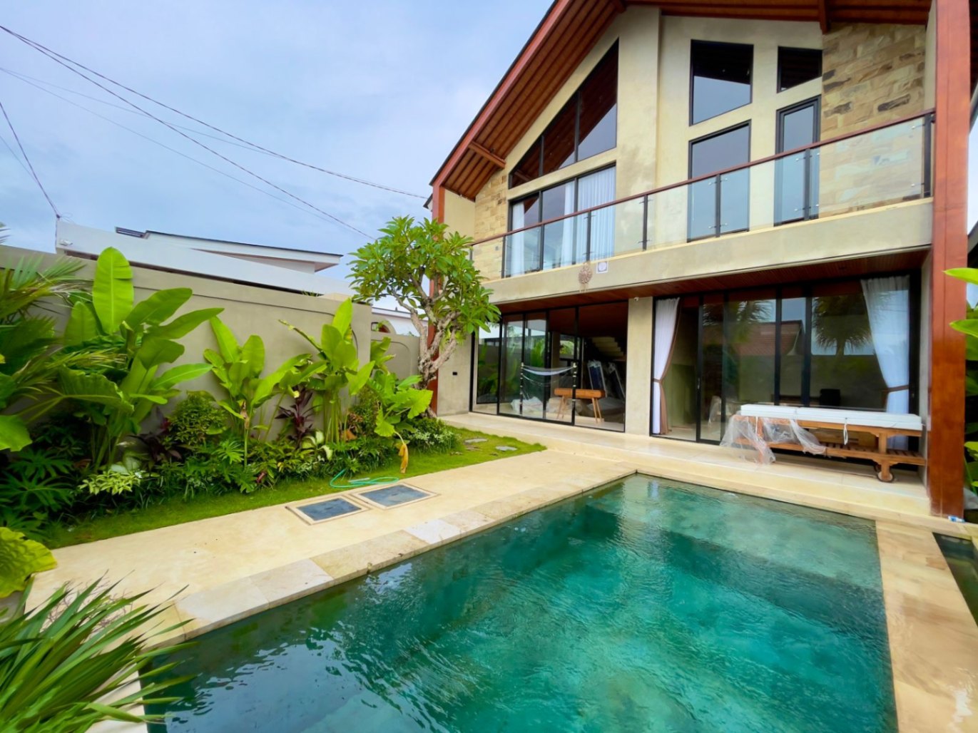 Villa image 1