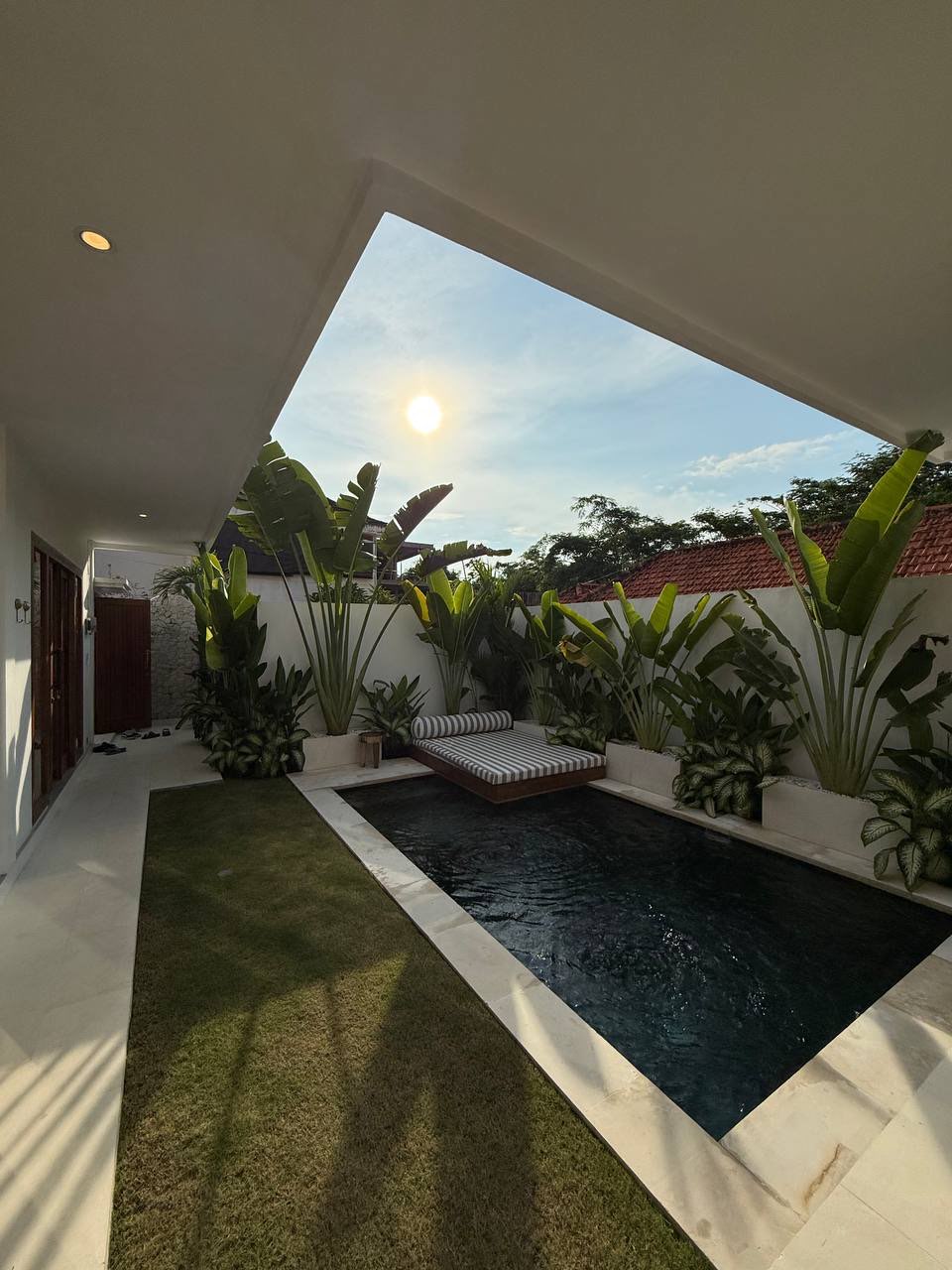 Villa image 1