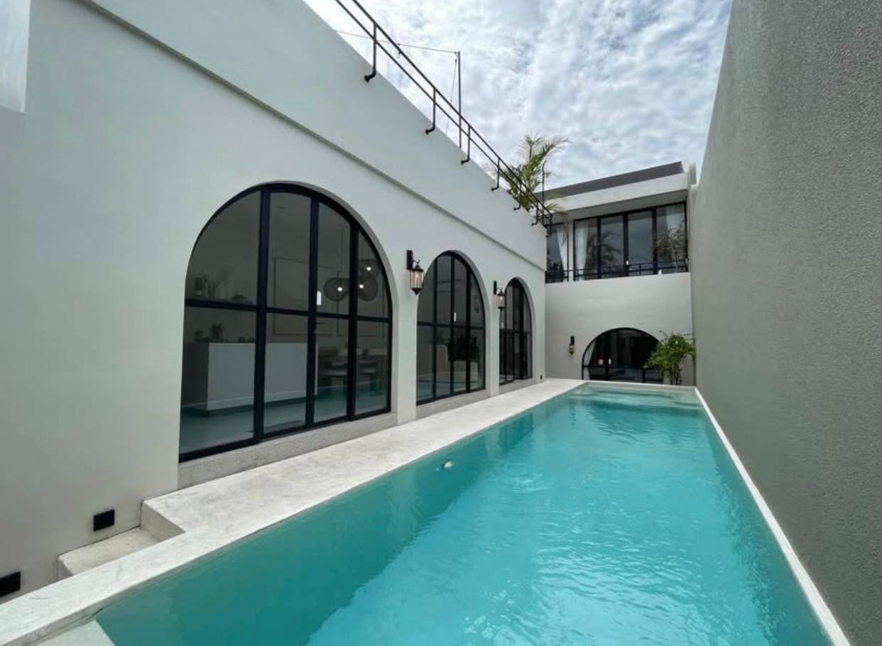 Villa image 1