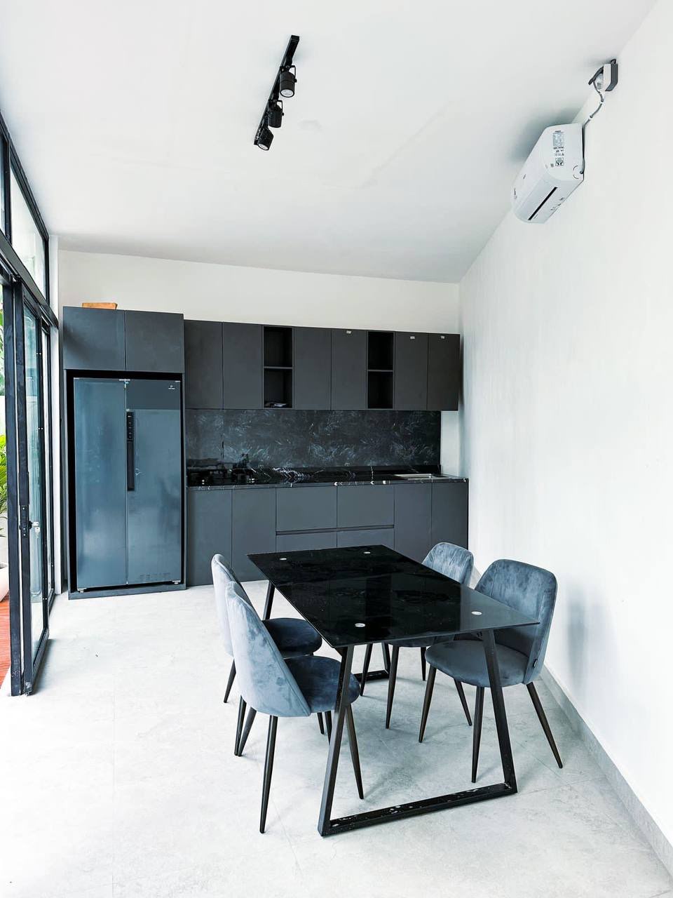 Villa image 3