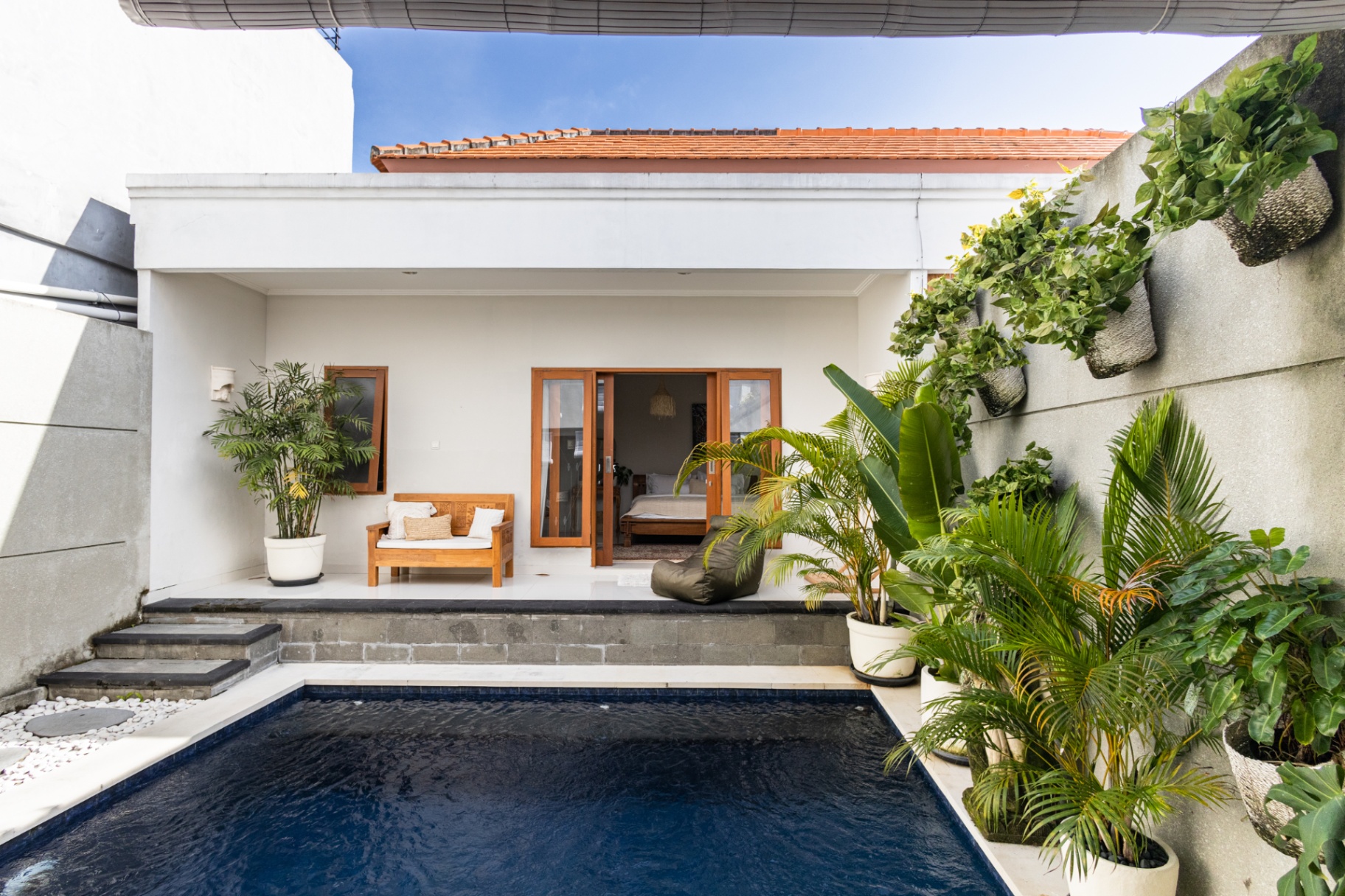 Villa image 1