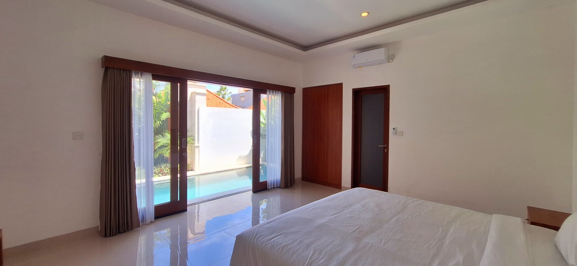 Villa image 3