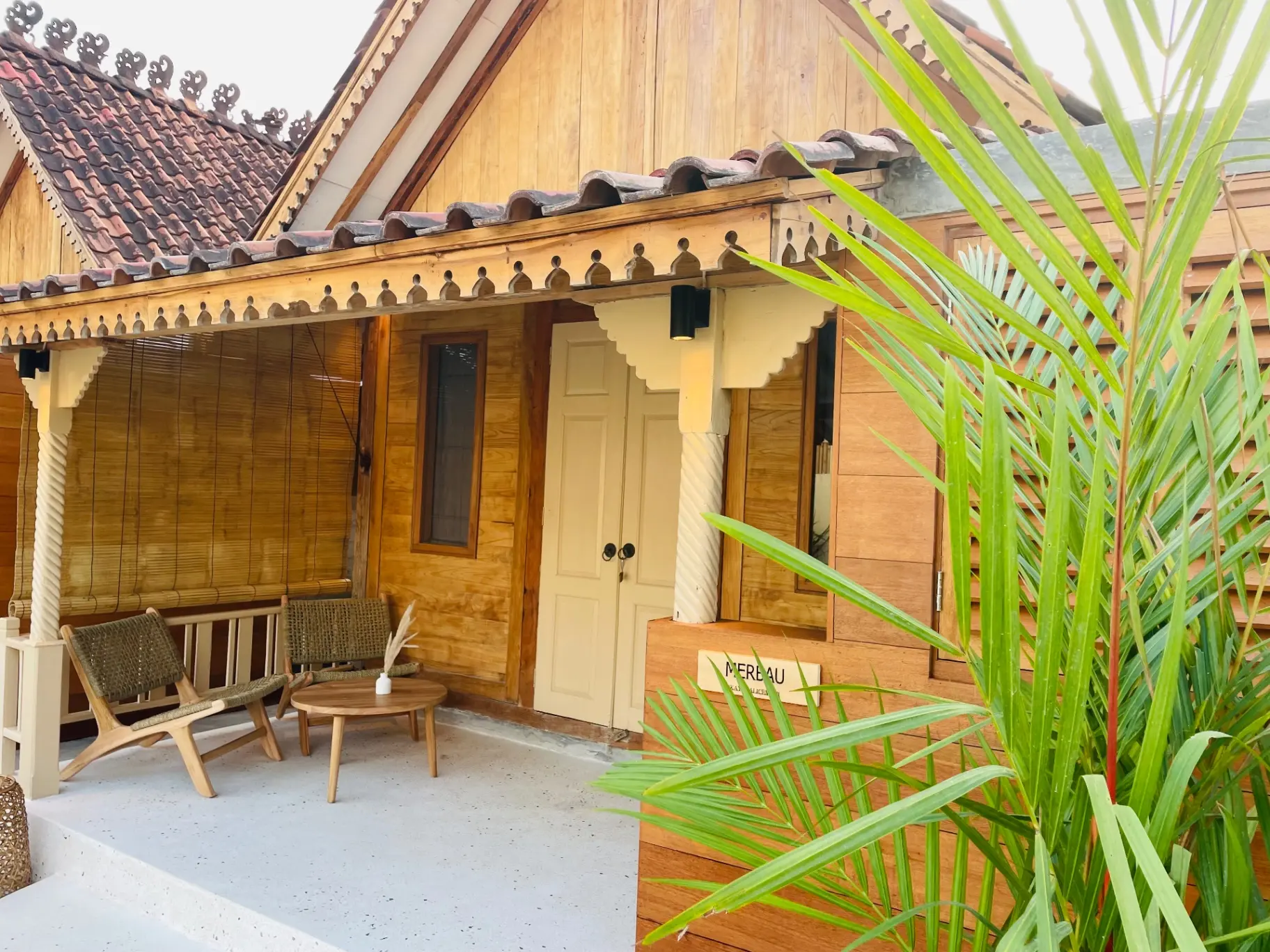 Private room in small resort 