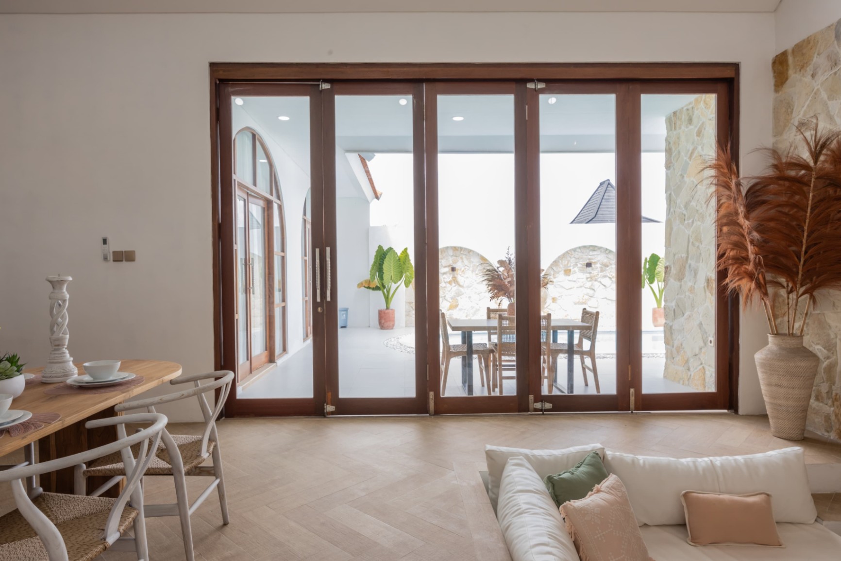 Villa image 3