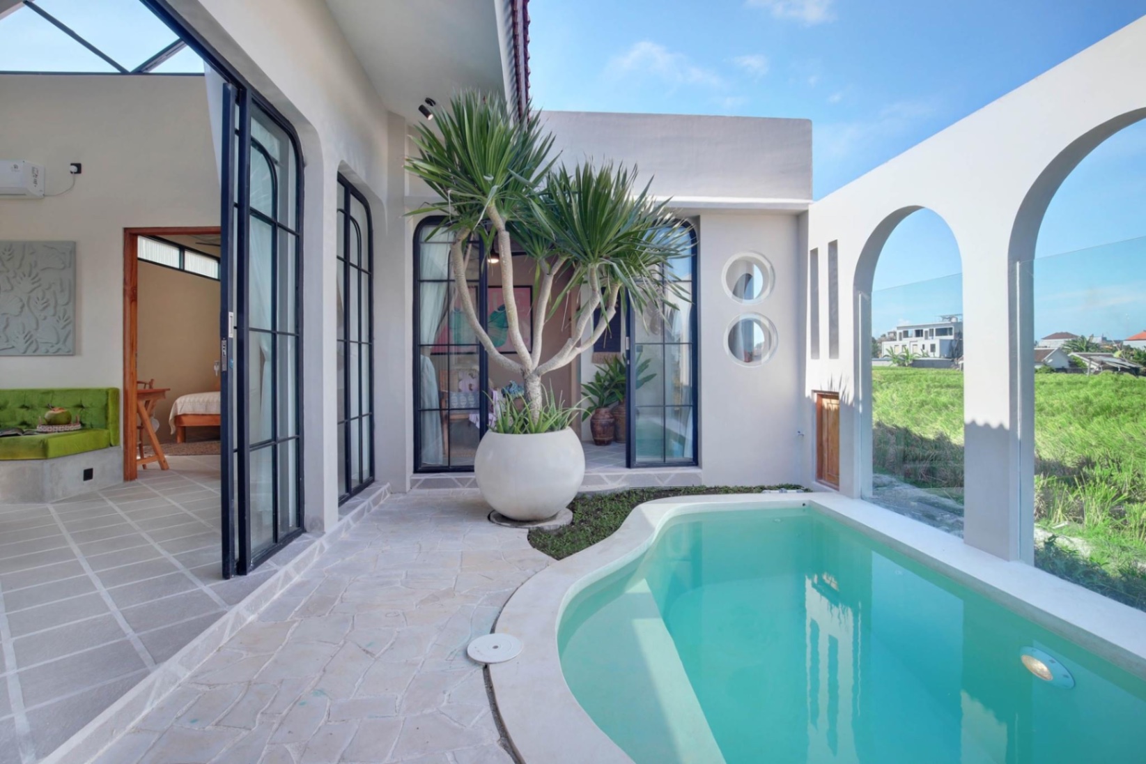 Villa image 1