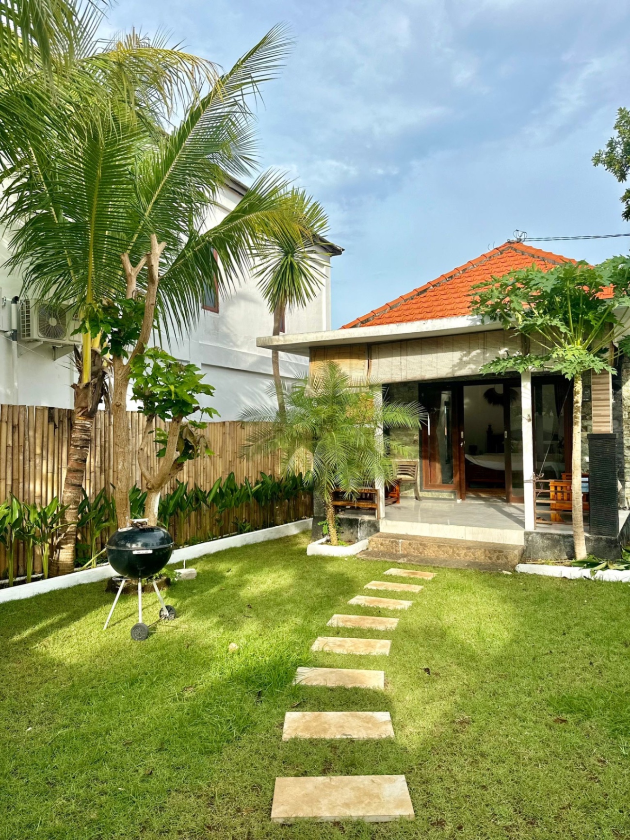 Villa image 1