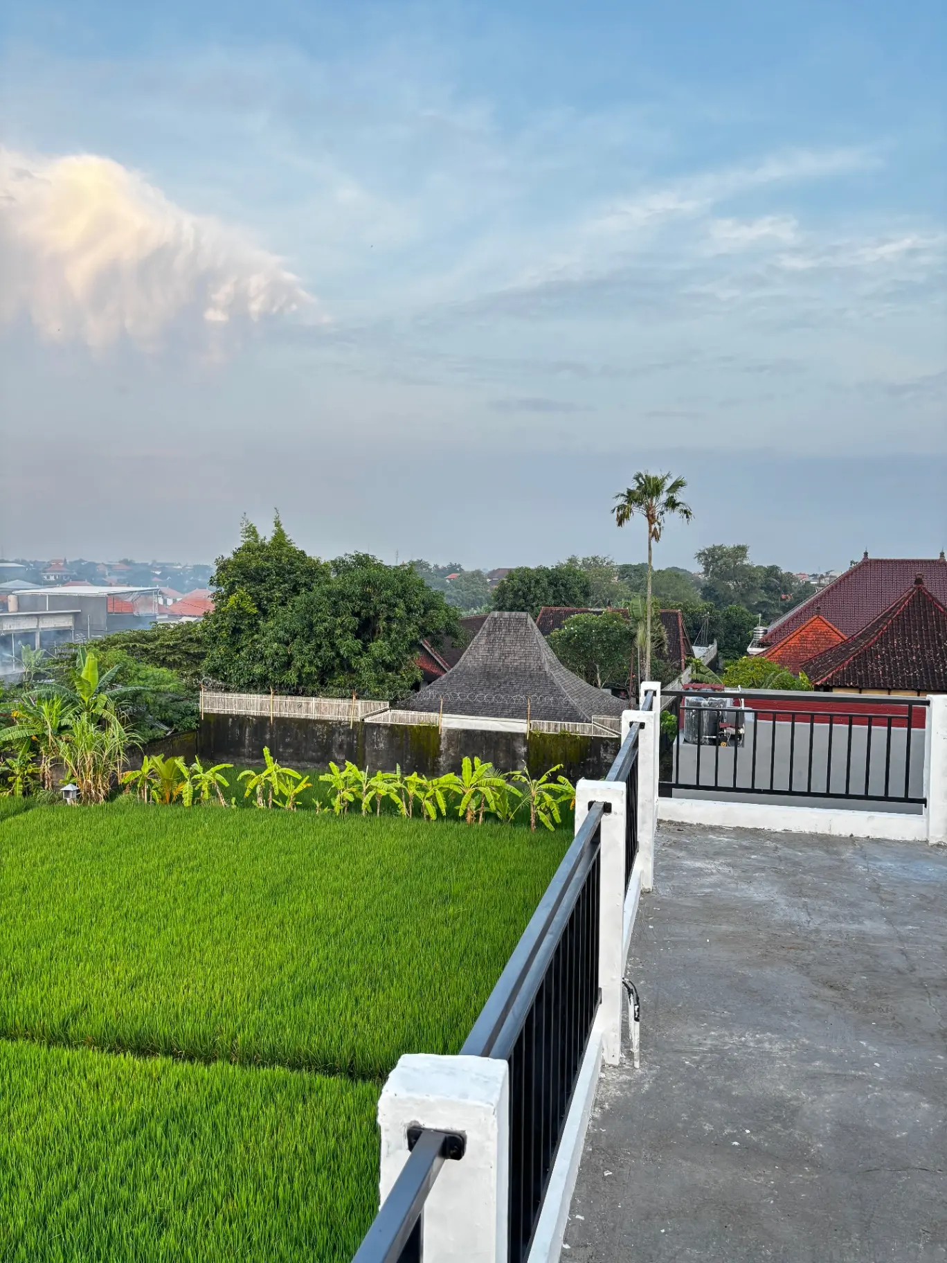 PRICE DROPPED:2 BR VILLA WITH GREAT VIEWS