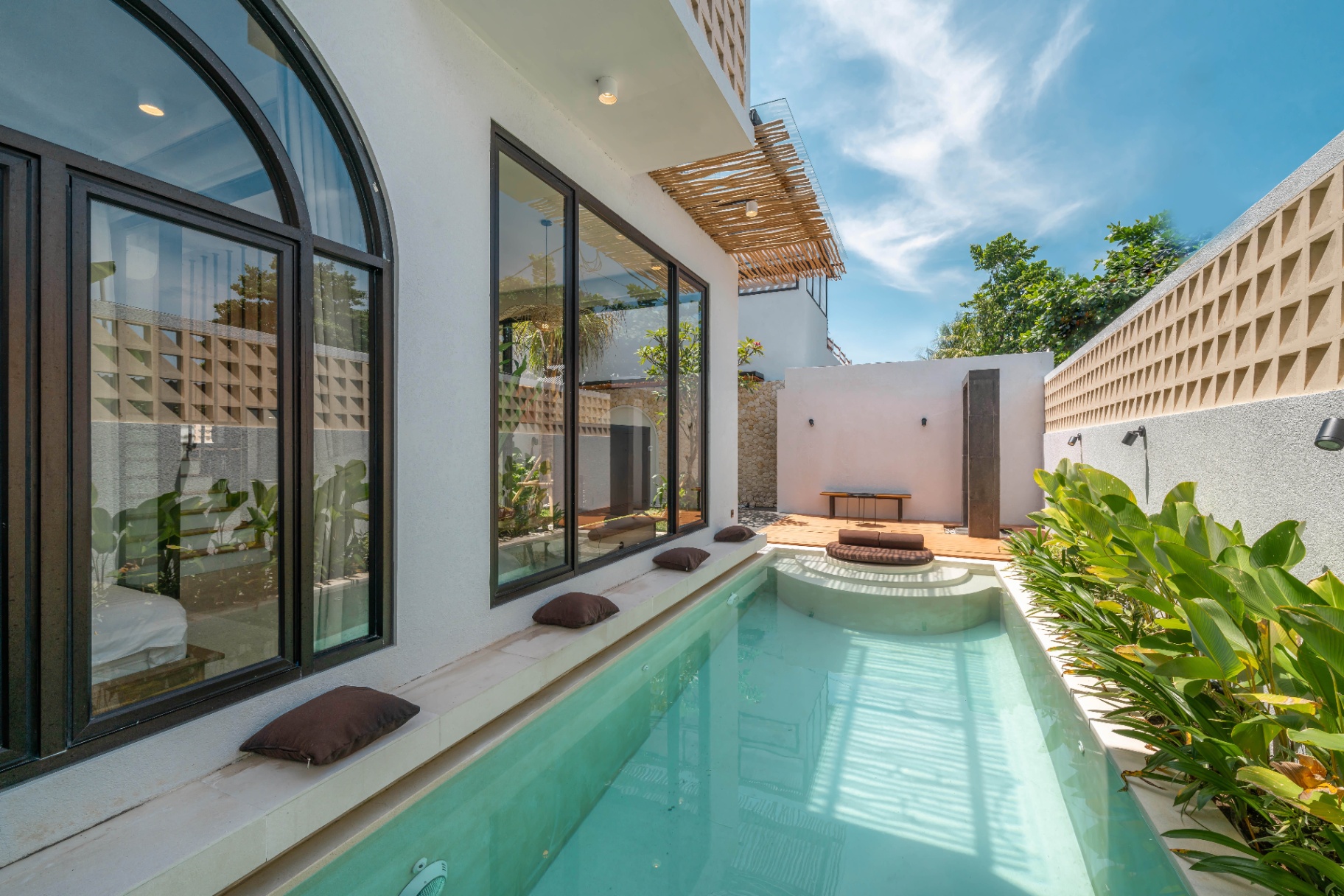 Villa image 2