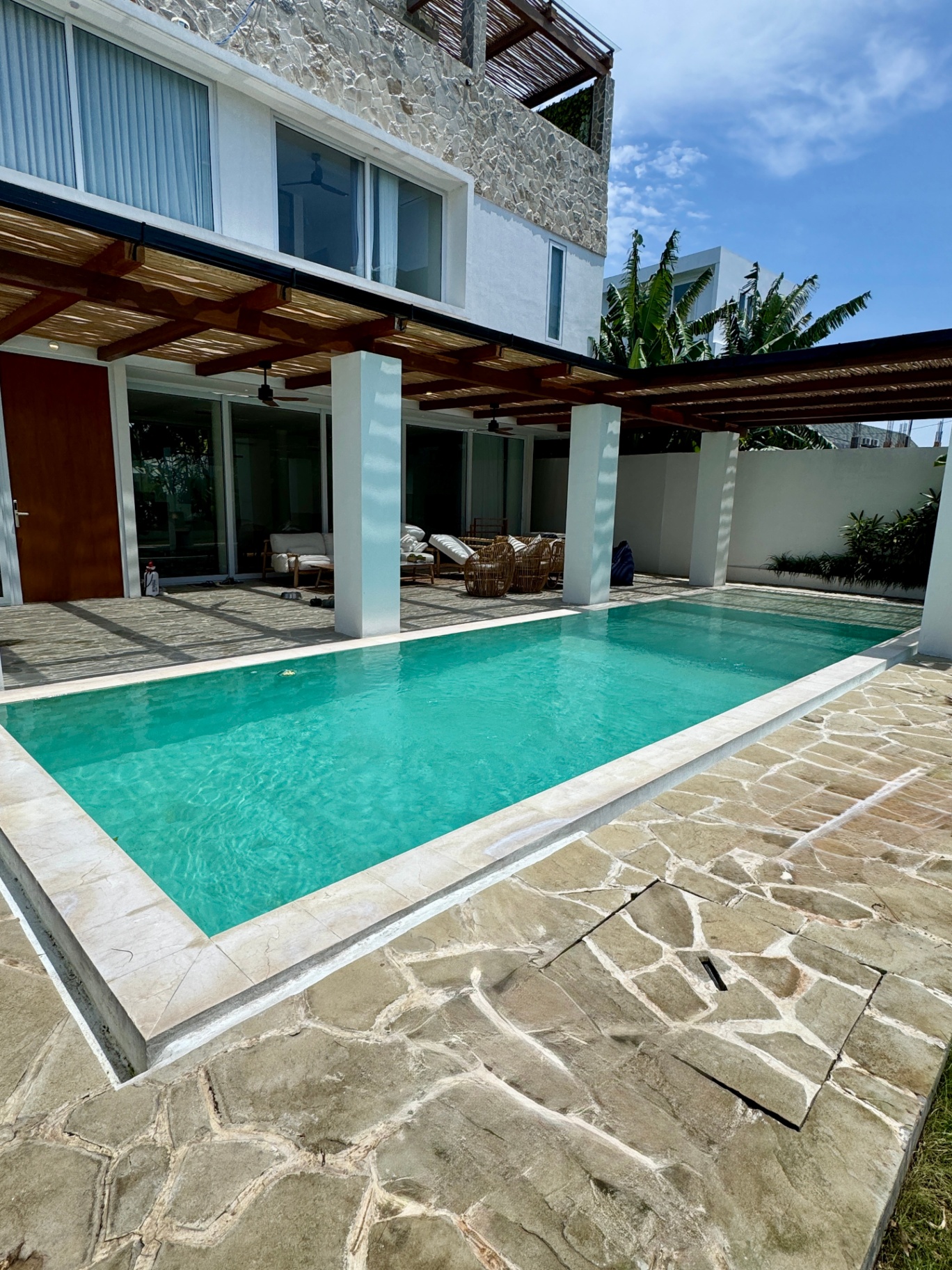 Villa image 1